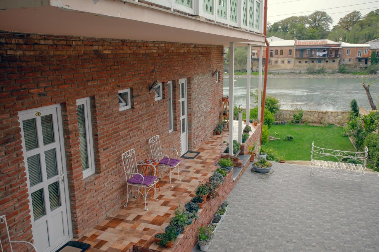 Paradise Road Hotel 3*
