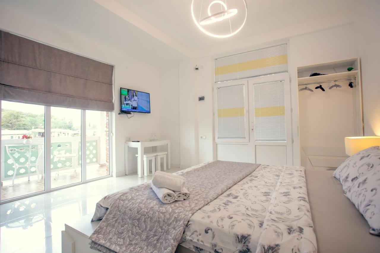 Paradise Road Hotel 3*
