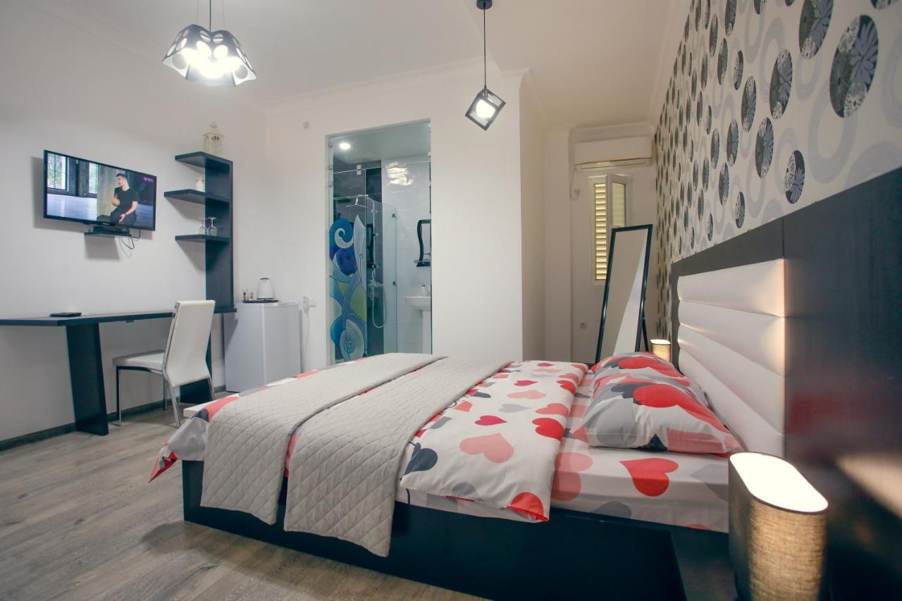 Paradise Road Hotel Kutaissi